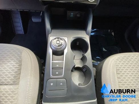 Used 2022 Ford Escape SE FWD image 33