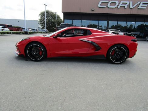 Used 2021 Chevrolet Corvette Stingray Premium Conv w/ Z51 Performance Package RWD image 28