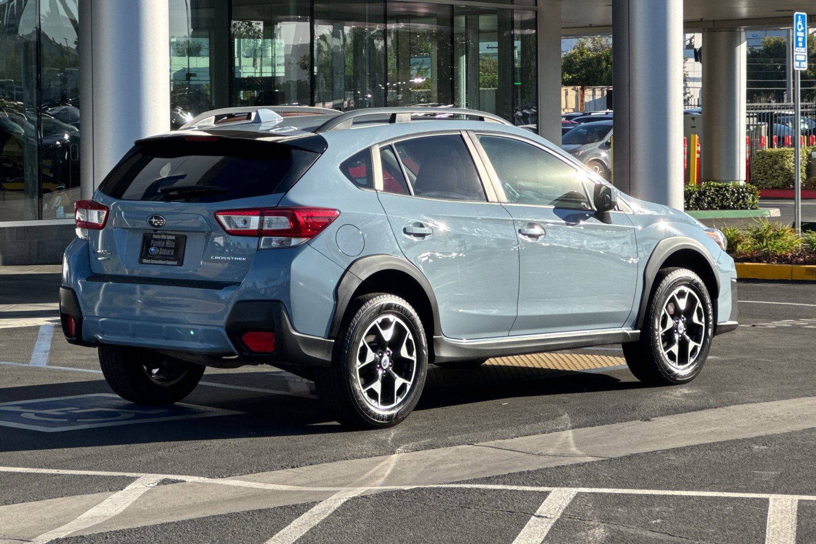 Used 2018 Subaru Crosstrek 2.0i Premium AWD/4WD image 4