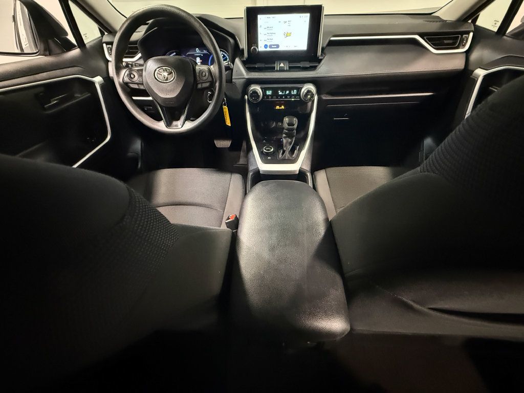 Used 2023 Toyota RAV4 LE AWD/4WD image 71
