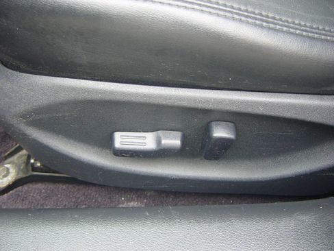 Used 2015 INFINITI Q50 2.0t w/ Moonroof Package image 10