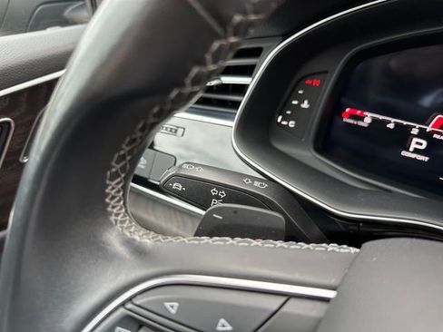 Used 2021 Audi Q8 Premium Plus w/ Premium Plus Package image 24