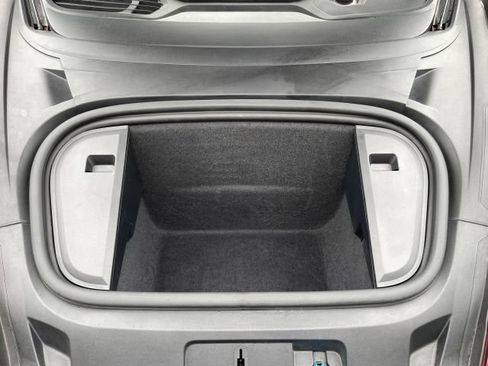 Used 2021 Porsche Taycan 4S image 44