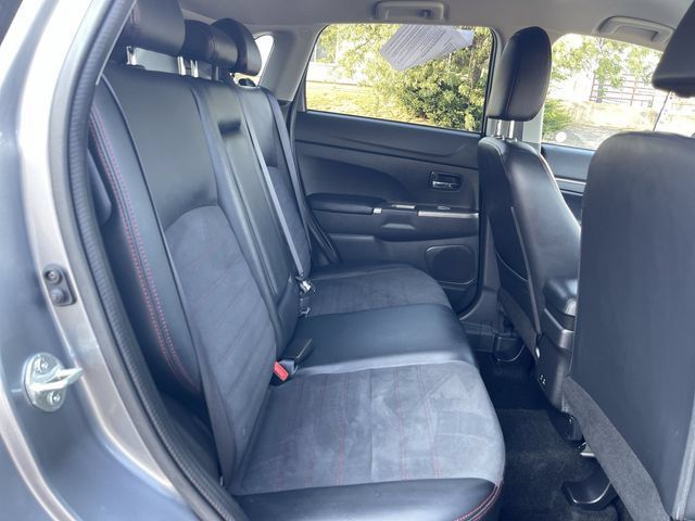 Used 2025 Mitsubishi Outlander Sport SE AWD/4WD image 15