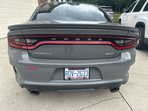 Used 2023 Dodge Charger SRT Hellcat w/ Harman/Kardon Audio Group RWD image 5