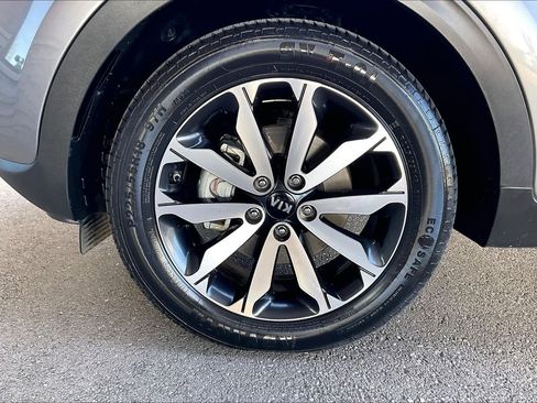 Used 2018 Kia Sportage EX image 22