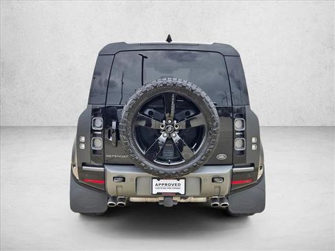 Certified 2023 Land Rover Defender 110 V8 image 6