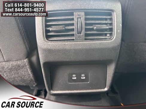 Used 2024 Nissan Rogue SV AWD/4WD image 28