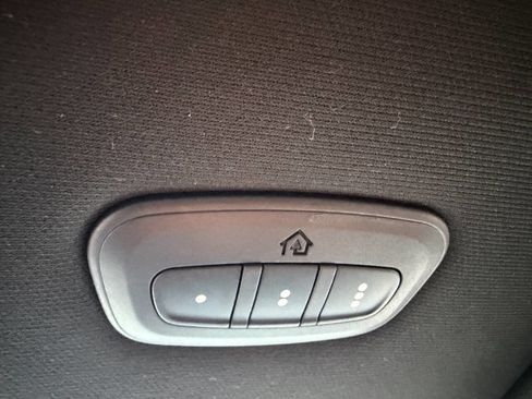 Used 2019 RAM 2500 Big Horn image 31