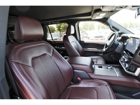 Certified 2024 Ford Expedition Max Limited RWD image 27