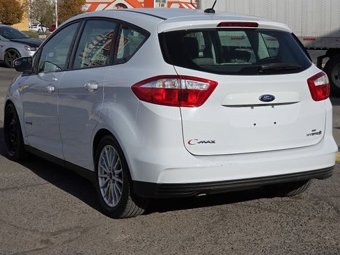 Used 2015 Ford C-MAX SE image 2