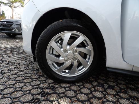 Used 2024 Mitsubishi Mirage ES image 24