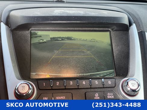 Used 2017 GMC Terrain SLT image 17