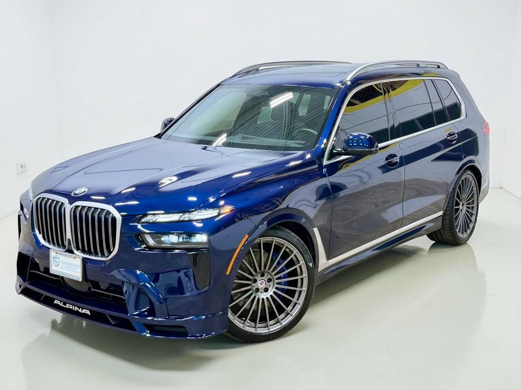 Used 2025 BMW ALPINA XB7 AWD/4WD image 3