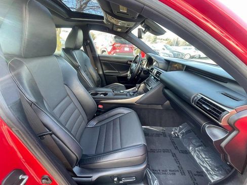 Used 2019 Lexus IS 300 F Sport w/ F Sport Package RWD image 11