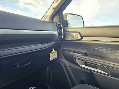 New 2025 Ford Ranger XLT w/ FX4 Off-Road Package image 24