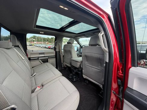 Used 2016 Ford F150 XLT w/ Equipment Group 302A Luxury AWD/4WD image 18
