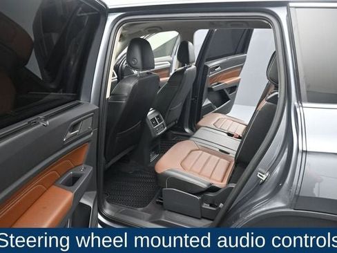 Used 2021 Volkswagen Atlas SEL Premium AWD/4WD image 17