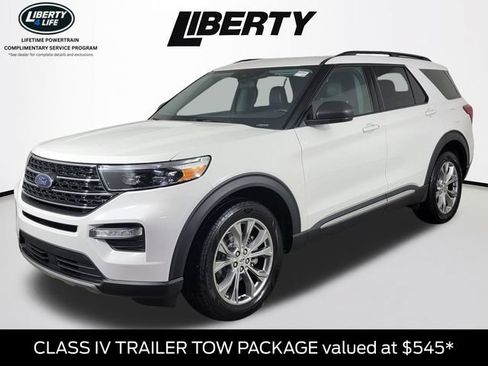 Certified 2023 Ford Explorer XLT w/ Equipment Group 202A AWD/4WD image 8
