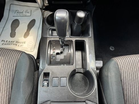 Used 2016 Toyota 4Runner Trail AWD/4WD image 18