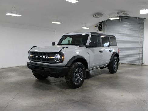 New 2026 Ford Bronco Big Bend AWD/4WD image 3