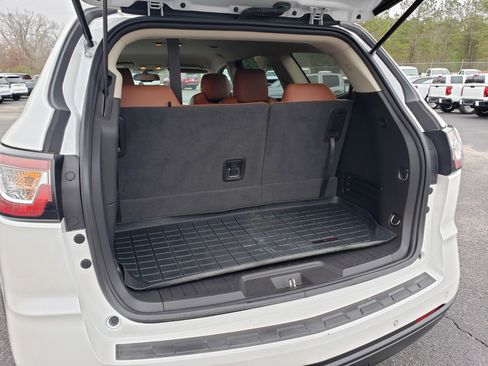 Used 2016 Chevrolet Traverse LT image 10