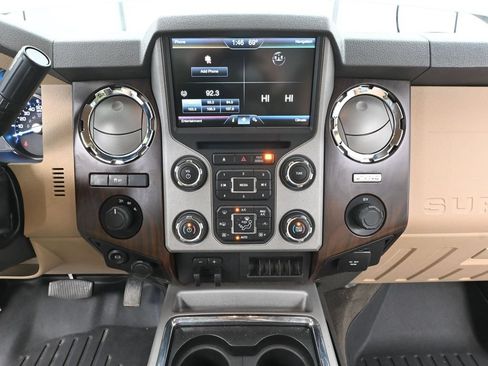 Used 2015 Ford F350 Lariat w/ Camper Package AWD/4WD image 32