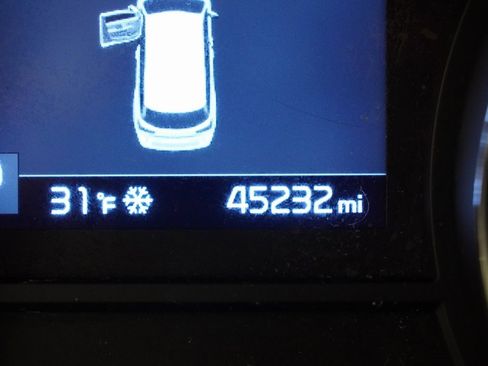 Used 2019 Kia Sedona L image 6