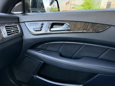 Used 2013 Mercedes-Benz CLS 550 4MATIC image 28