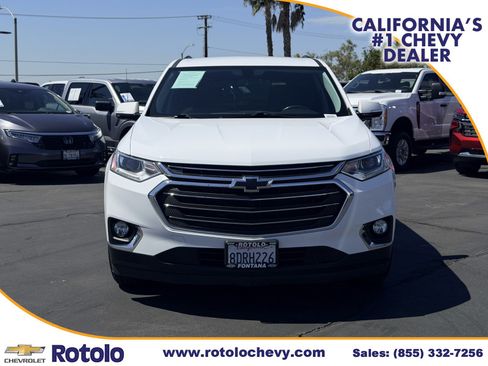 Used 2018 Chevrolet Traverse LT FWD image 2