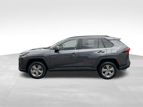 Used 2025 Toyota RAV4 XLE image 2