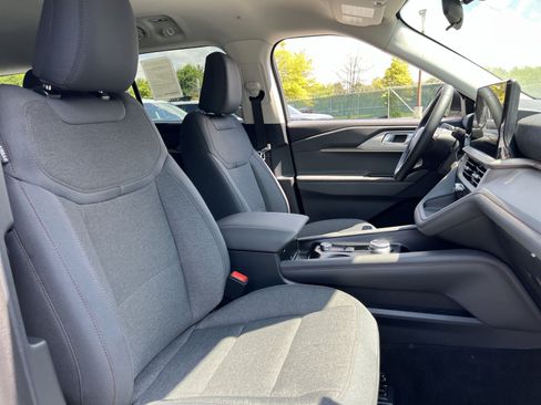 New 2026 Ford Explorer Active AWD/4WD image 27