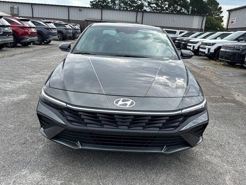 New 2025 Hyundai Elantra Sport image 8