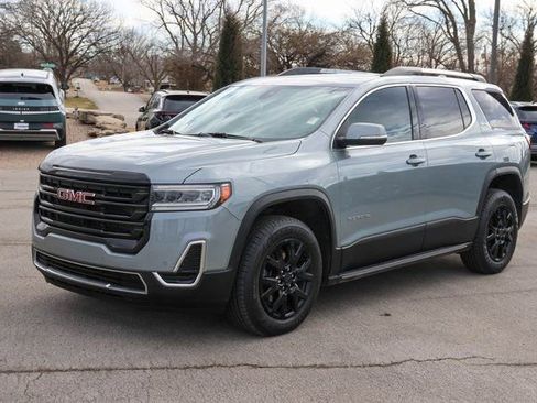 Used 2023 GMC Acadia SLE w/ Driver Convenience Package image 6