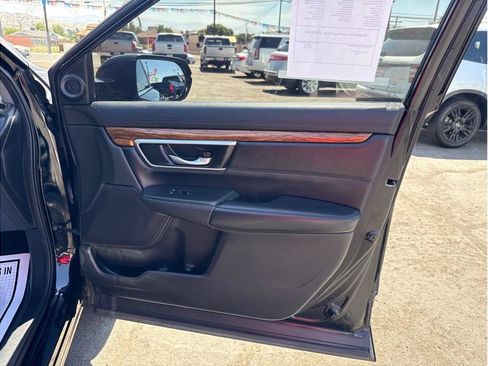 Used 2021 Honda CR-V Touring image 3