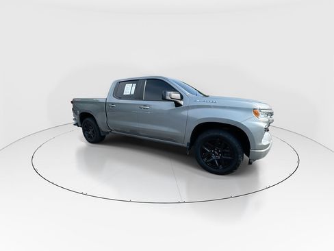 Used 2024 Chevrolet Silverado 1500 RST w/ Protection Package AWD/4WD image 2
