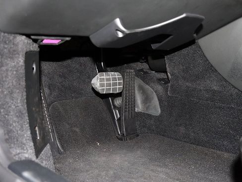 Used 2001 Porsche 911 Turbo image 62