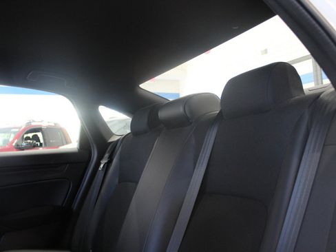 Used 2023 Honda Civic Sport image 17