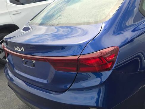 Used 2024 Kia Forte LXS w/ LXS Technology Package FWD image 33