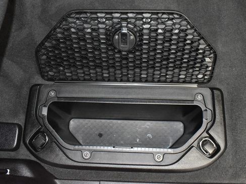 Used 2024 RAM 1500 Big Horn AWD/4WD image 38