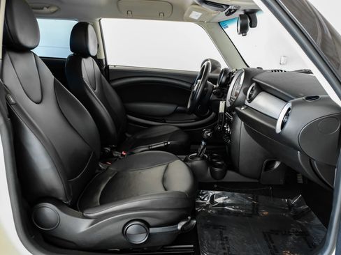 Used 2013 MINI Cooper Hardtop image 25