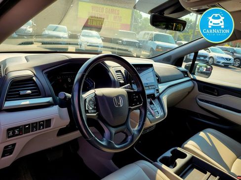 Used 2019 Honda Odyssey Touring image 9