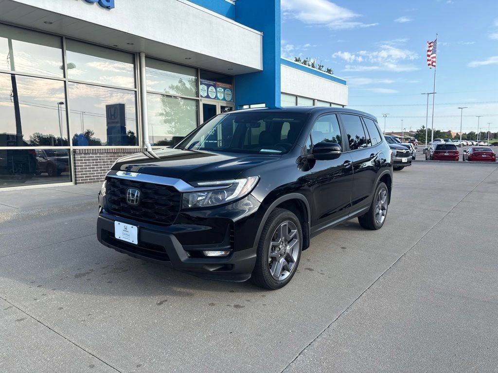 Used 2023 Honda Passport EX-L image 1