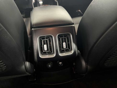 Used 2021 Kia Sorento S FWD image 25