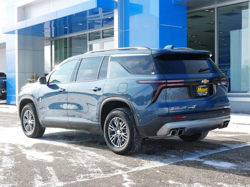 Certified 2025 Chevrolet Traverse LT image 4