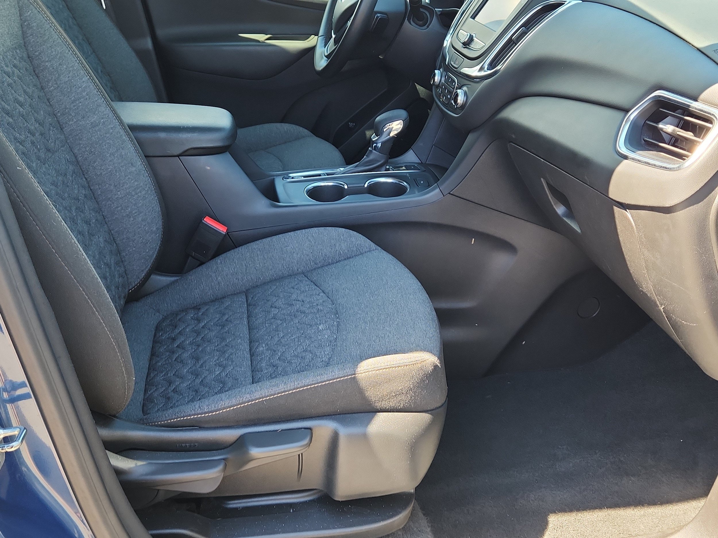 Used 2024 Chevrolet Equinox LT AWD/4WD image 13