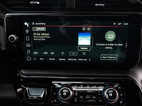 Used 2022 GMC Sierra 1500 AT4X image 14