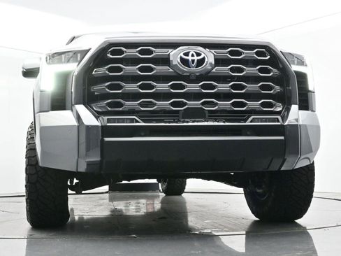 Used 2024 Toyota Tundra Platinum AWD/4WD image 46