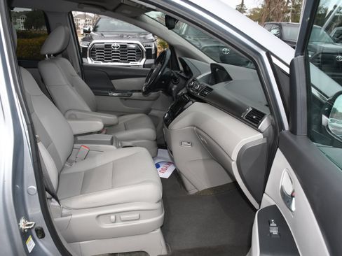 Used 2017 Honda Odyssey EX-L image 20
