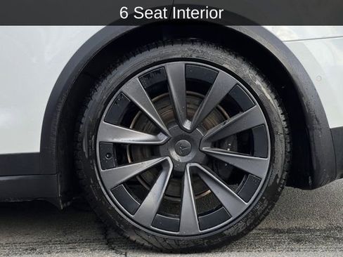 Used 2022 Tesla Model X Plaid image 7